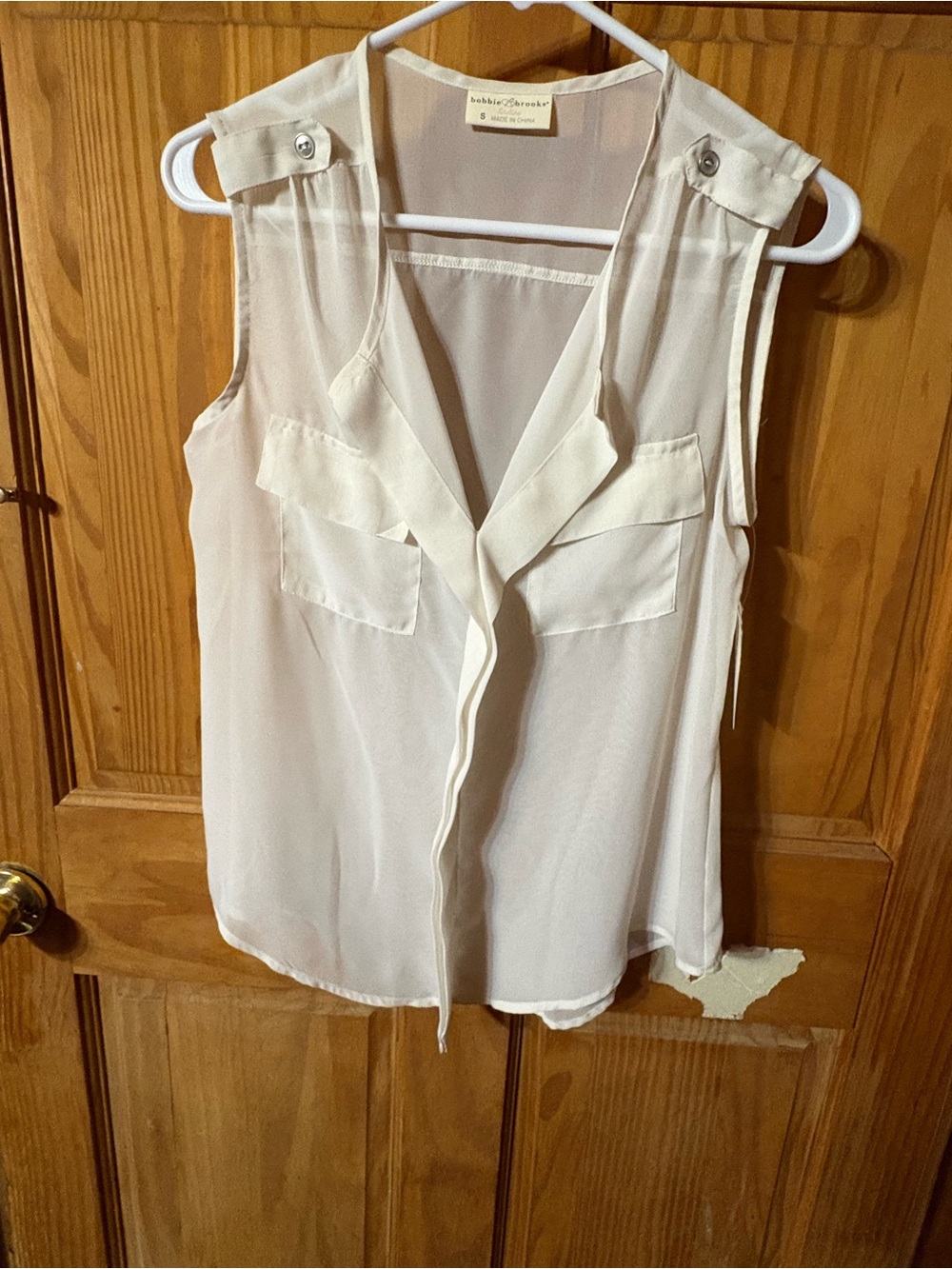 Bobbie Brooks Cream Sheer Sleeveless Button-Detail Camisole